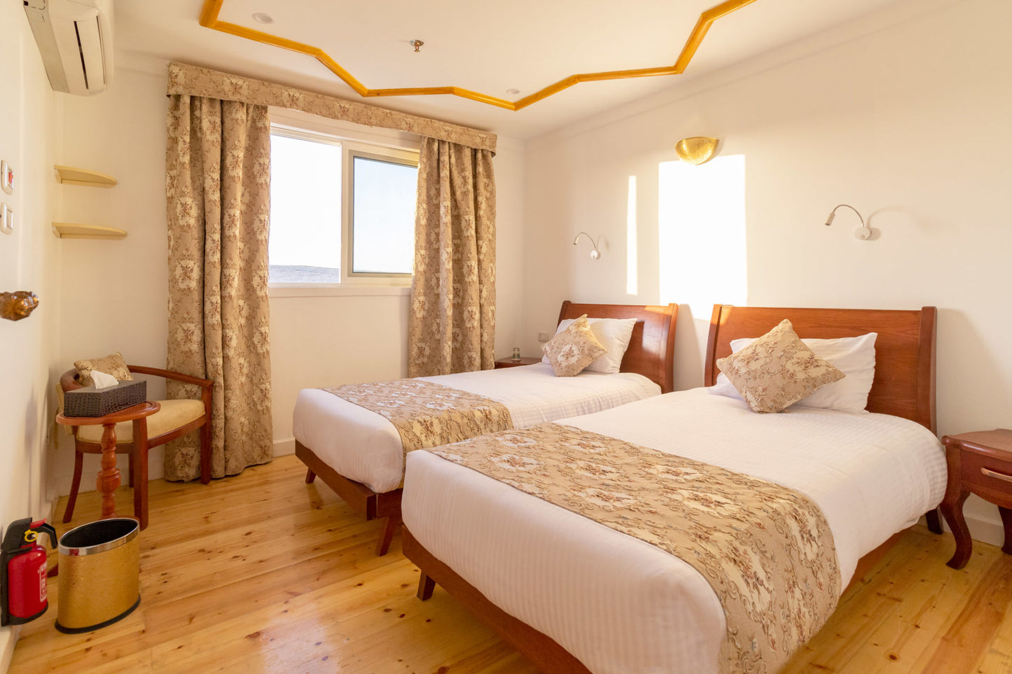 The Daisy Elegance Cabin